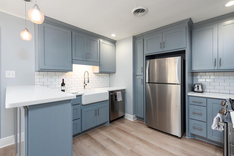 1838 Elsey Dr, Charleston, SC 29407