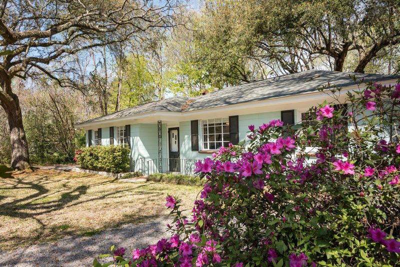 1838 Elsey Dr, Charleston, SC 29407