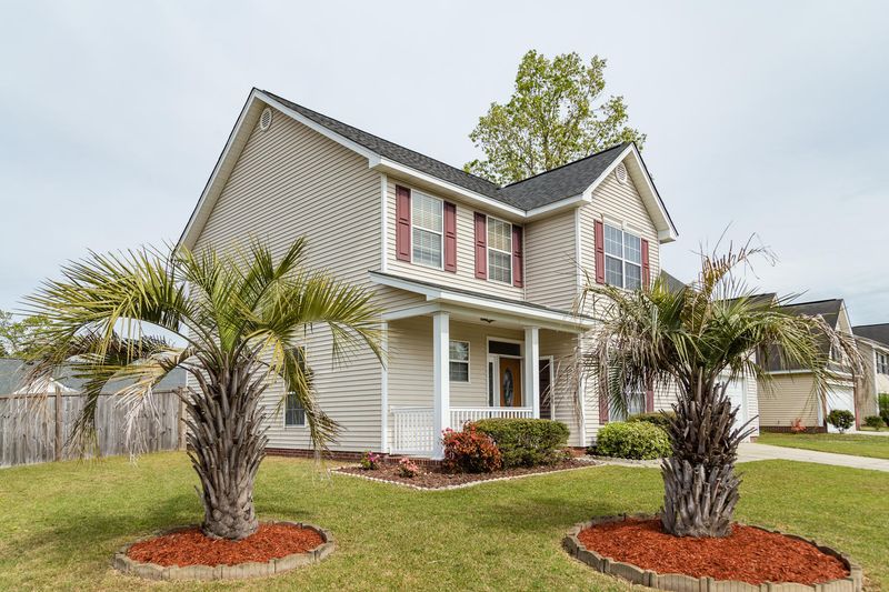 132 Hainsworth Dr, North Charleston, SC 29418