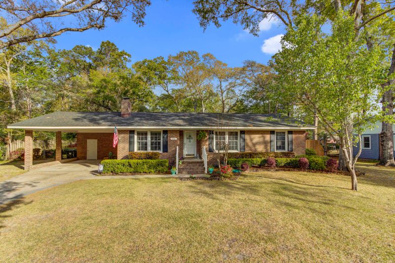 516 Dogwood Cir, Summerville, SC 29485