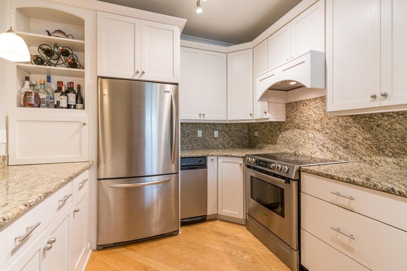 1527 Telfair Way, Charleston, SC 29412