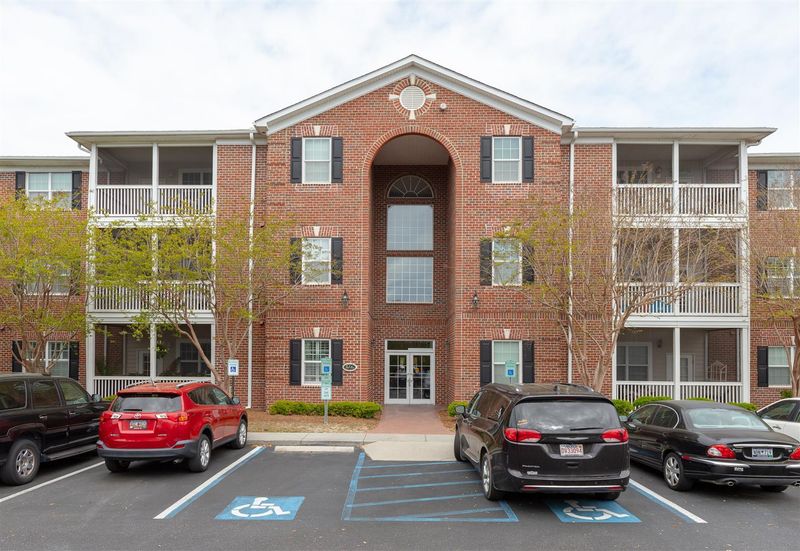 1489 Cambridge Lakes Dr #207c, Mount Pleasant, SC 29464