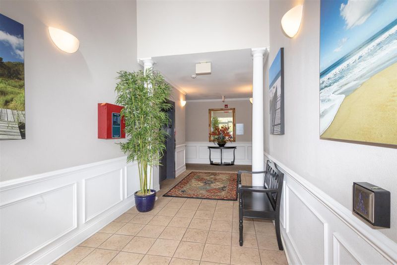 1489 Cambridge Lakes Dr #207c, Mount Pleasant, SC 29464