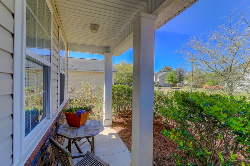 602 Knowledge Dr, Ladson, SC 29456