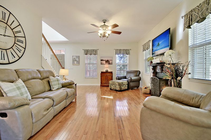 132 Jenerts Ln, Ridgeville, SC 29472