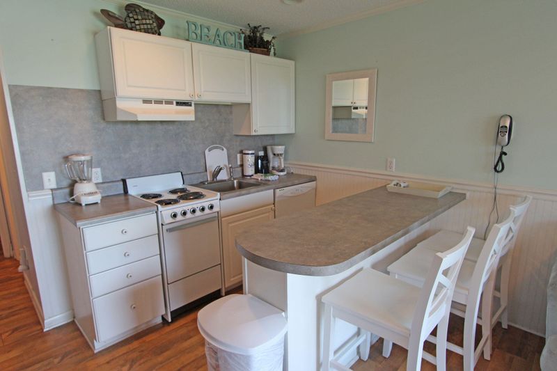 1300 Ocean Blvd #146, Isle Of Palms, SC 29451