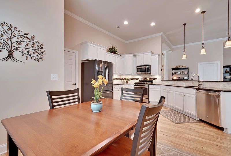 239 Bateaux Dr, Summerville, SC 29483