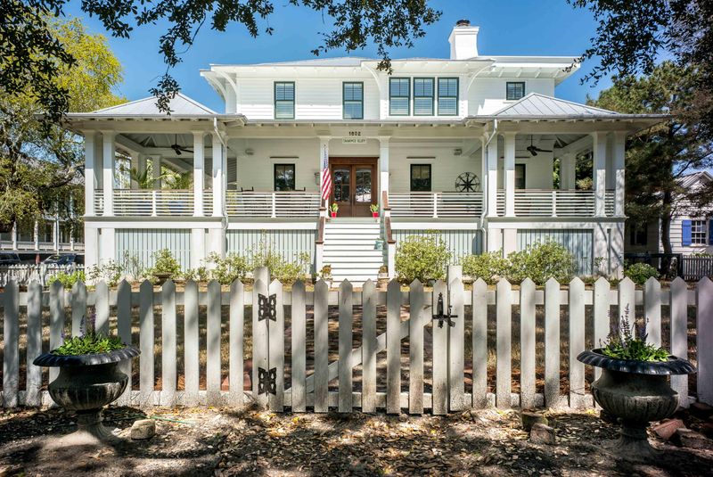 1802 Ion Ave, Sullivans Island, SC 29482
