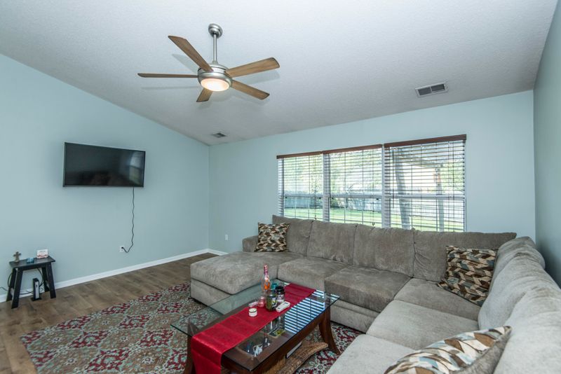 105 Wood Ride Ct, Charleston, SC 29414