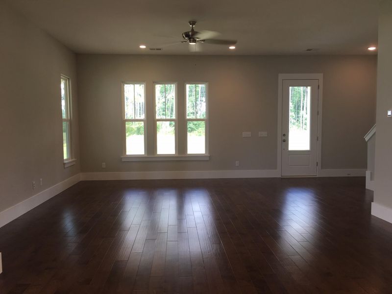 118 Clear Bend Ln, Summerville, SC 29486