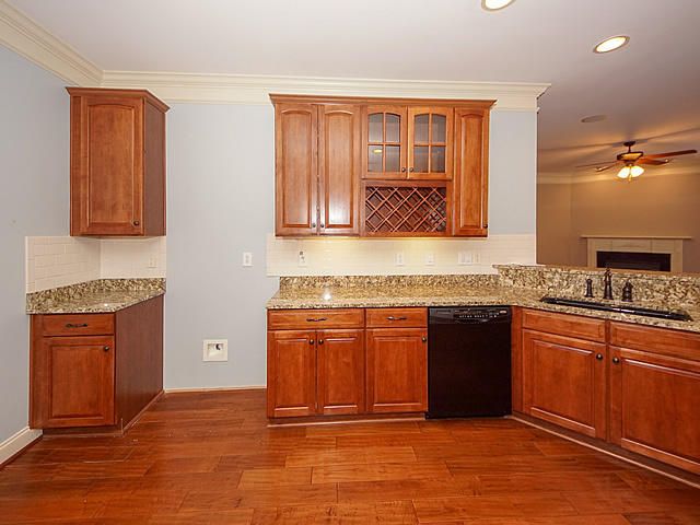 400 Glenmore Dr, Moncks Corner, SC 29461