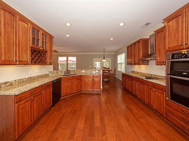 400 Glenmore Dr, Moncks Corner, SC 29461