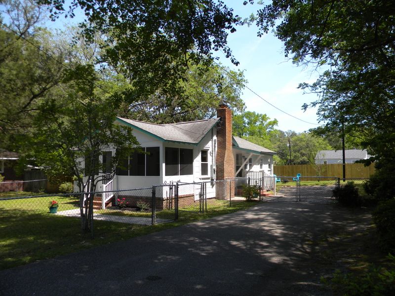 5740 Rickett Ave, Hanahan, SC 29410