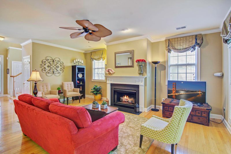 1304 Country Wood Ct, Mount Pleasant, SC 29466