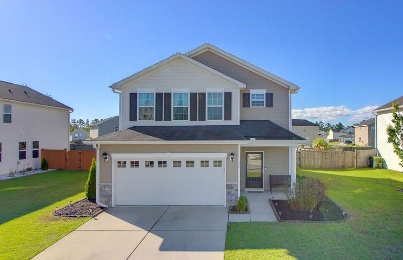 548 Flycatcher Dr, Goose Creek, SC 29445