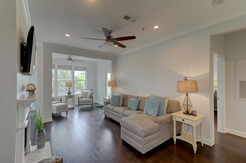 2231 Chatelain Way, Mount Pleasant, SC 29464