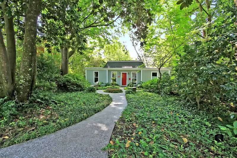 547 Elizabeth Ln #W, Charleston, SC 29407