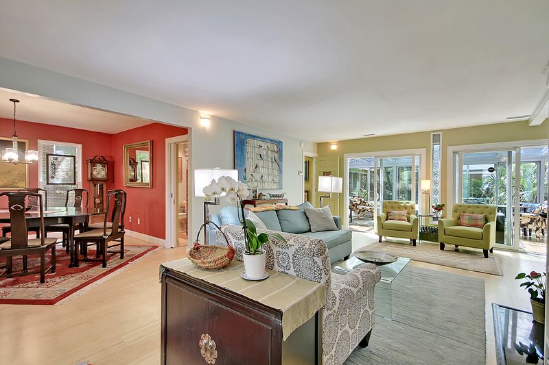 547 Elizabeth Ln #W, Charleston, SC 29407