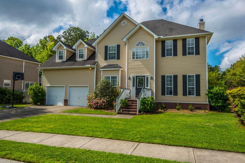 1968 N Smokerise Way, Mount Pleasant, SC 29466