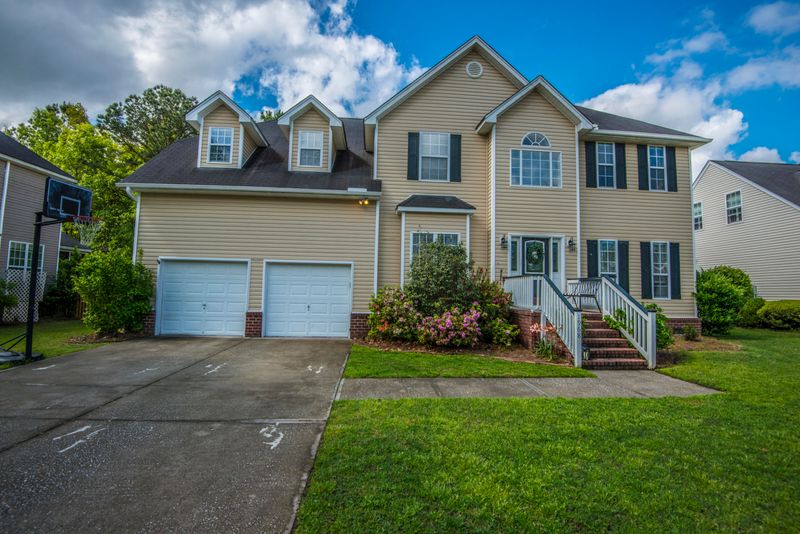 1968 N Smokerise Way, Mount Pleasant, SC 29466