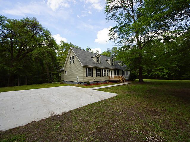 570 Haven Rd, Ridgeville, SC 29472