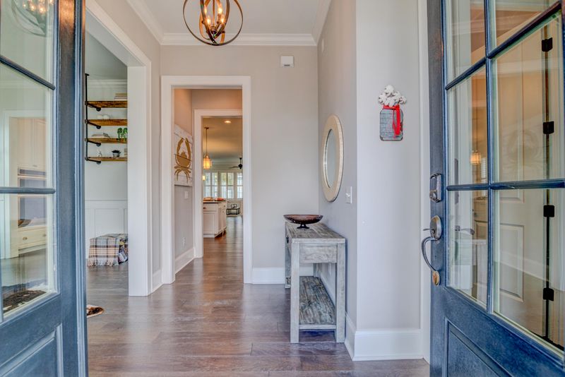 1670 Pierce St, Charleston, SC 29492