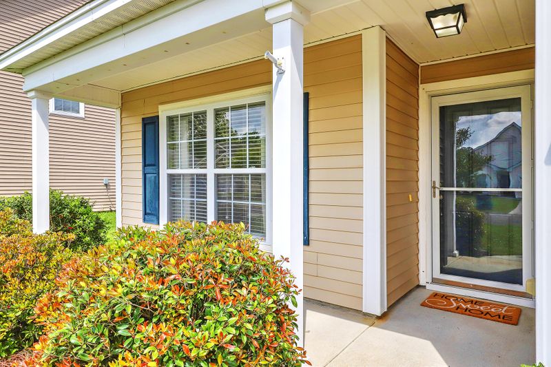 1159 Deerberry Rd, Hanahan, SC 29410