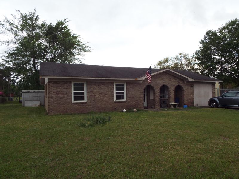 103 Pierre Ct, Summerville, SC 29483