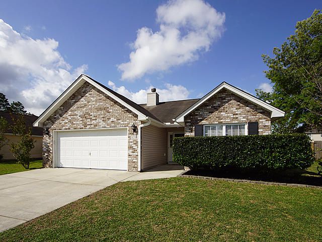 1211 Millbrook Rd, Summerville, SC 29486