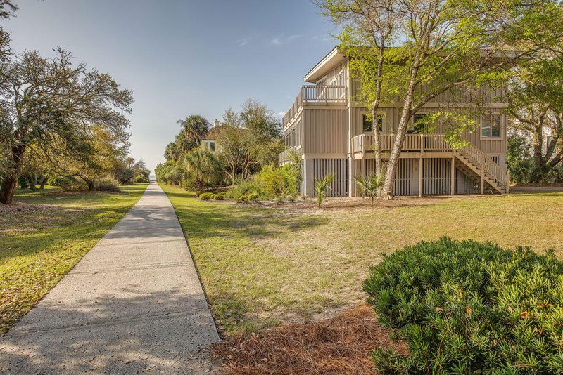12 57th Ave, Isle Of Palms, SC 29451