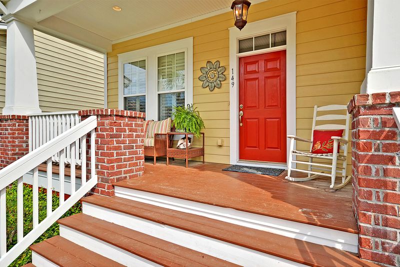 149 Ashley Bluffs Rd, Summerville, SC 29485