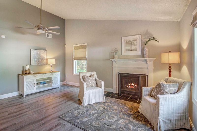 1064 Oakcrest Dr, Charleston, SC 29412