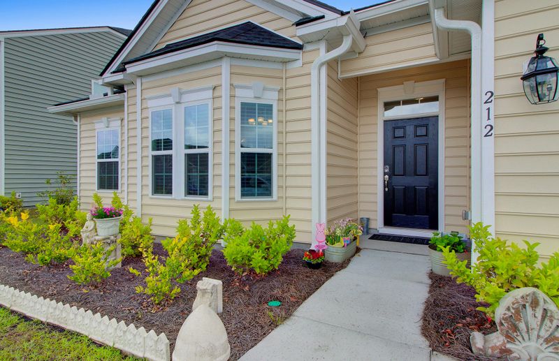 212 Witch Hazel St, Summerville, SC 29486