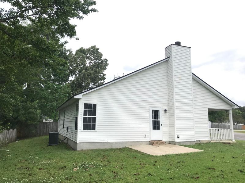 8554 S Waccamaw Ct, North Charleston, SC 29406