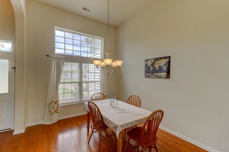 7317 Horned Grebe Ct, Hanahan, SC 29410