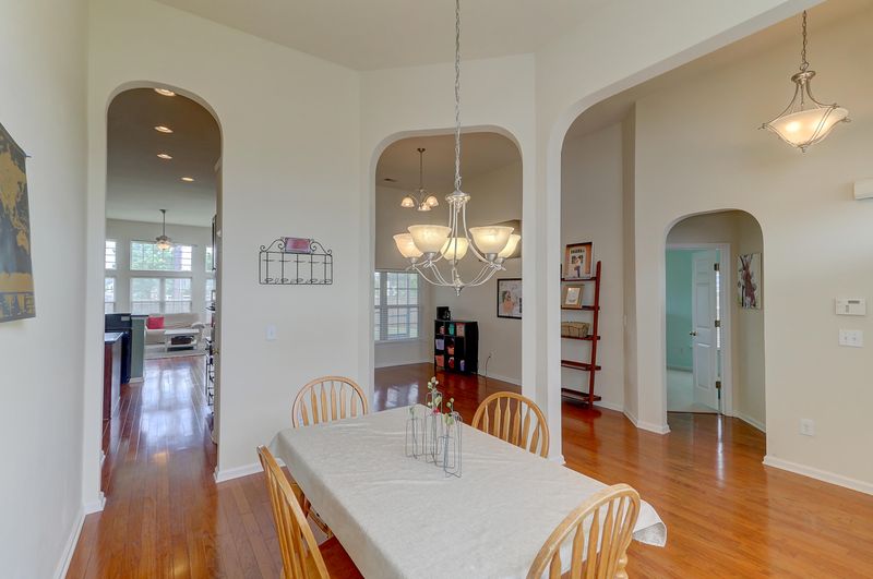 7317 Horned Grebe Ct, Hanahan, SC 29410
