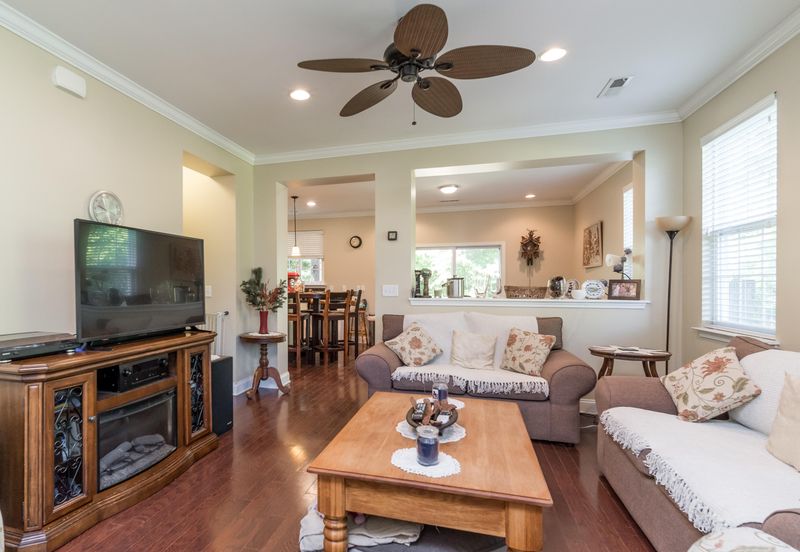 8747 Shadowglen Dr, North Charleston, SC 29420