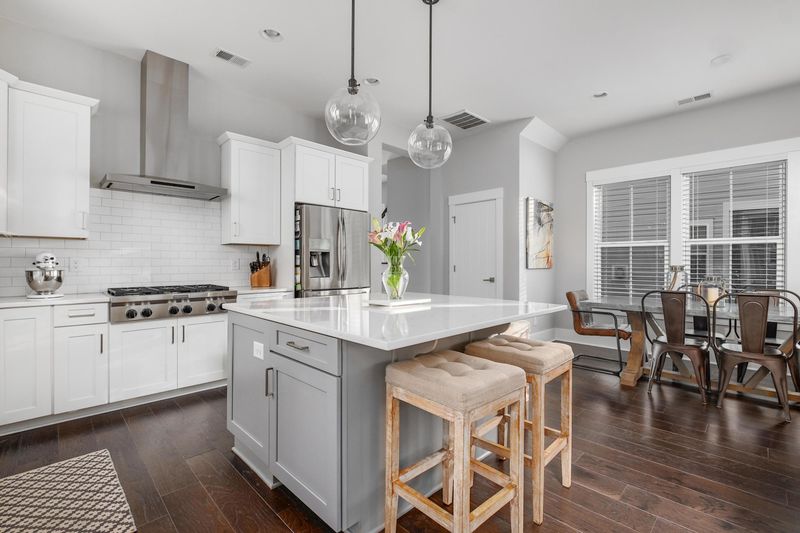 1934 Fleming Woods Rd, Charleston, SC 29412