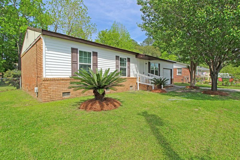 419 Judy Dr, Goose Creek, SC 29445