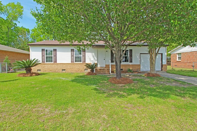 419 Judy Dr, Goose Creek, SC 29445