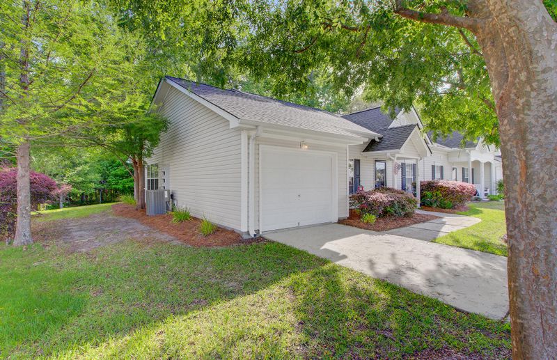 218 Hardee Ave, Summerville, SC 29485
