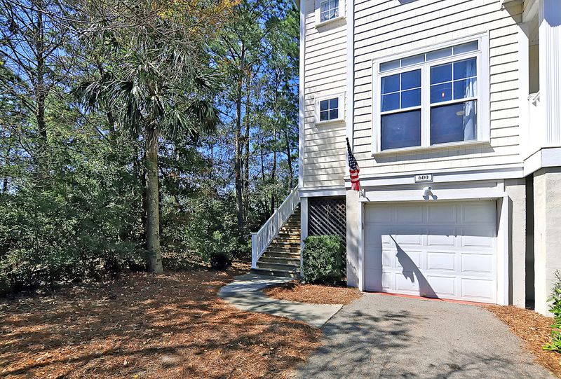 600 Merrifield Ct, Mount Pleasant, SC 29466