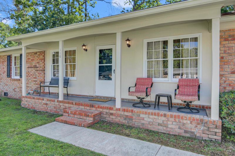 116 Kathryn Dr, Goose Creek, SC 29445