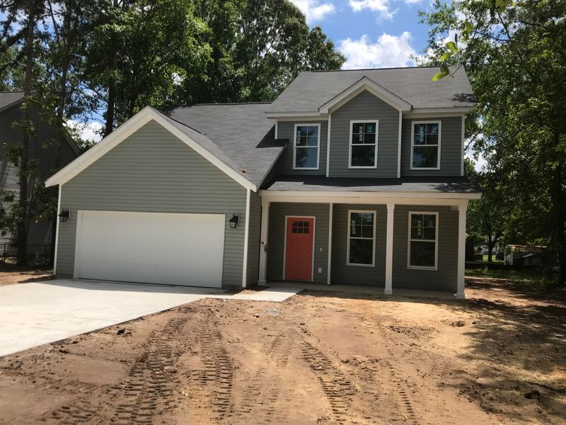 1110 Avery Dr, Moncks Corner, SC 29461