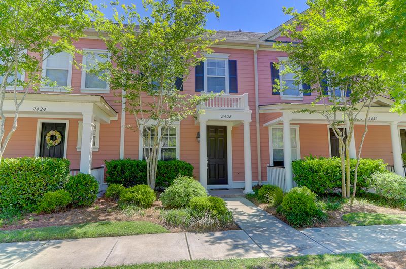 2428 Kings Gate Ln, Mount Pleasant, SC 29466