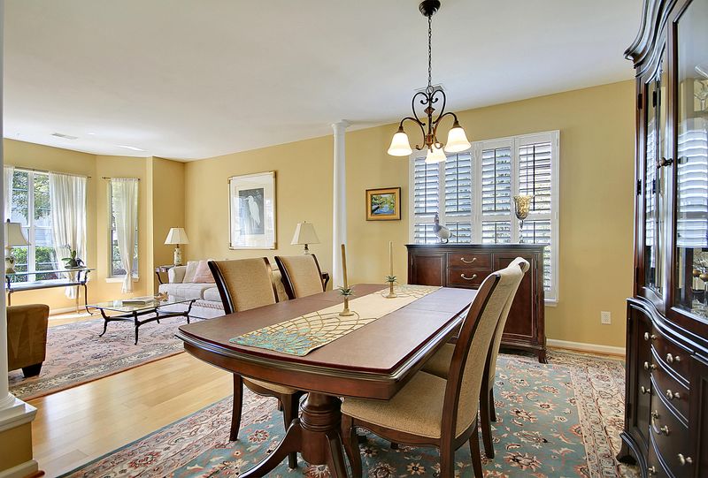 1901 Palmetto Isle Dr, Mount Pleasant, SC 29466