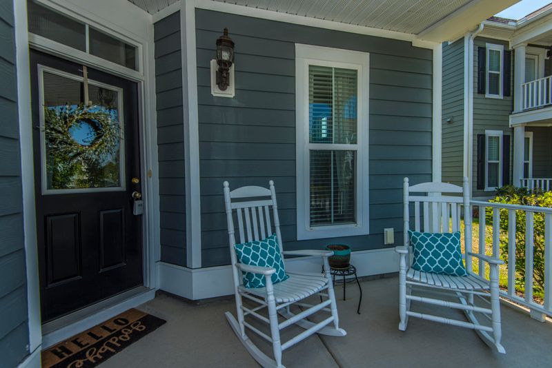 1858 Gammon St, Charleston, SC 29414