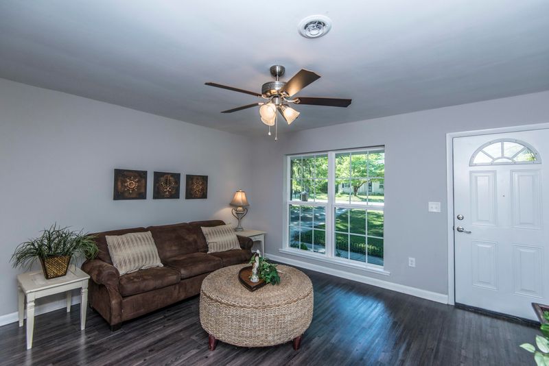 3624 Tower Dr, Mount Pleasant, SC 29466