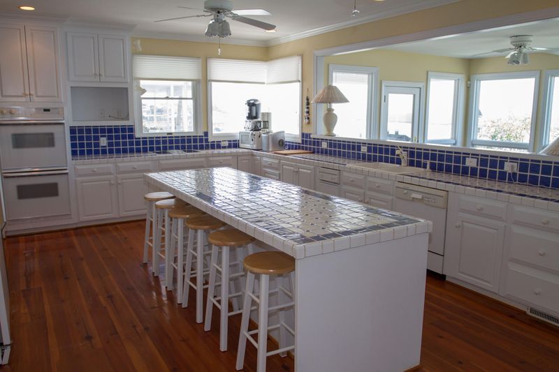 3746 Docksite Rd, Edisto Beach, SC 29438