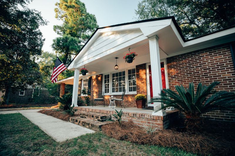 870 Wellington Dr, Charleston, SC 29412